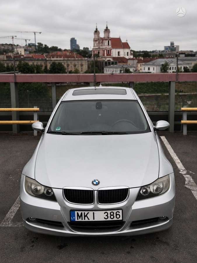 BMW 320, 2.0 l., Седан