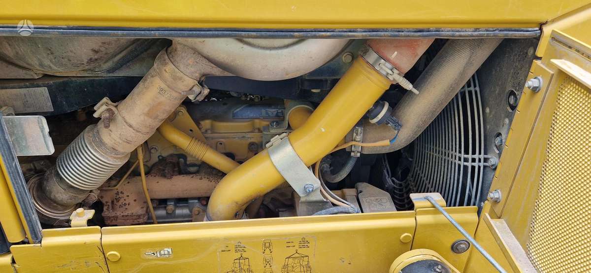Caterpillar D6N, bulldozer