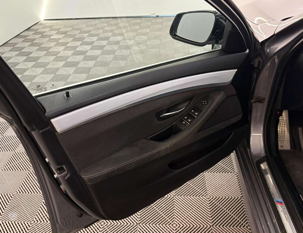 BMW 520, 2.0 l., universalas