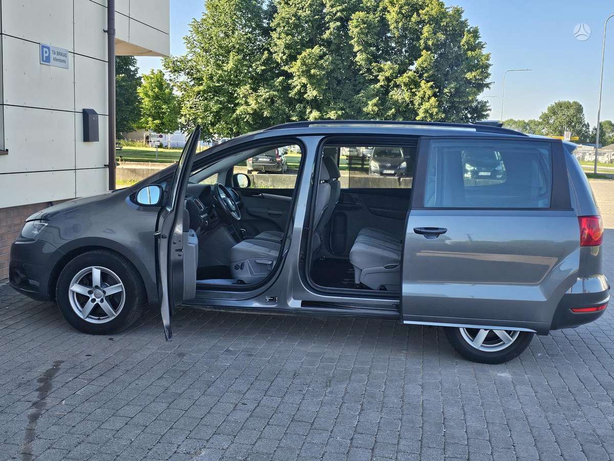 Seat Alhambra, 2.0 l., Минивэн