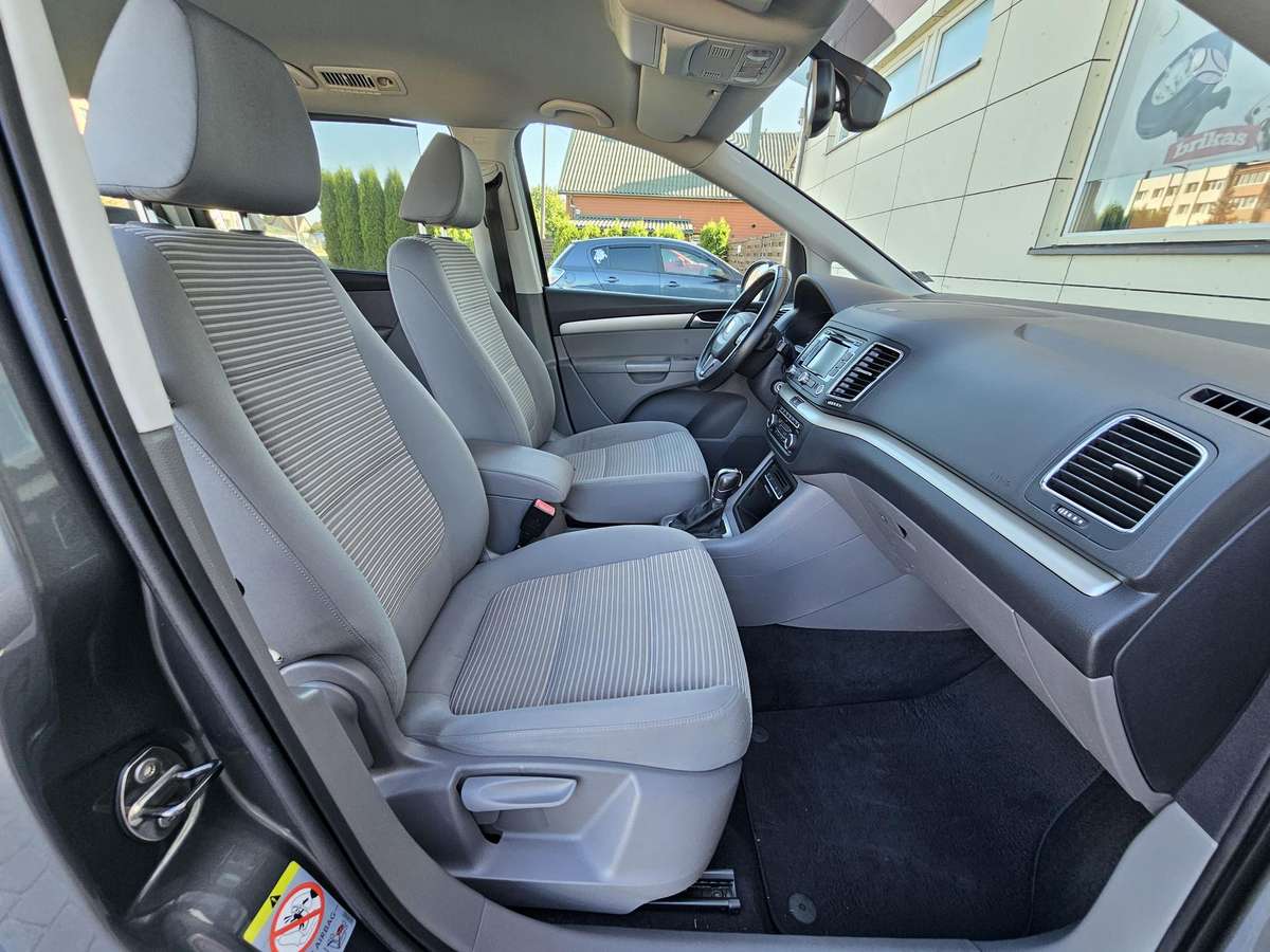 Seat Alhambra, 2.0 l., Минивэн
