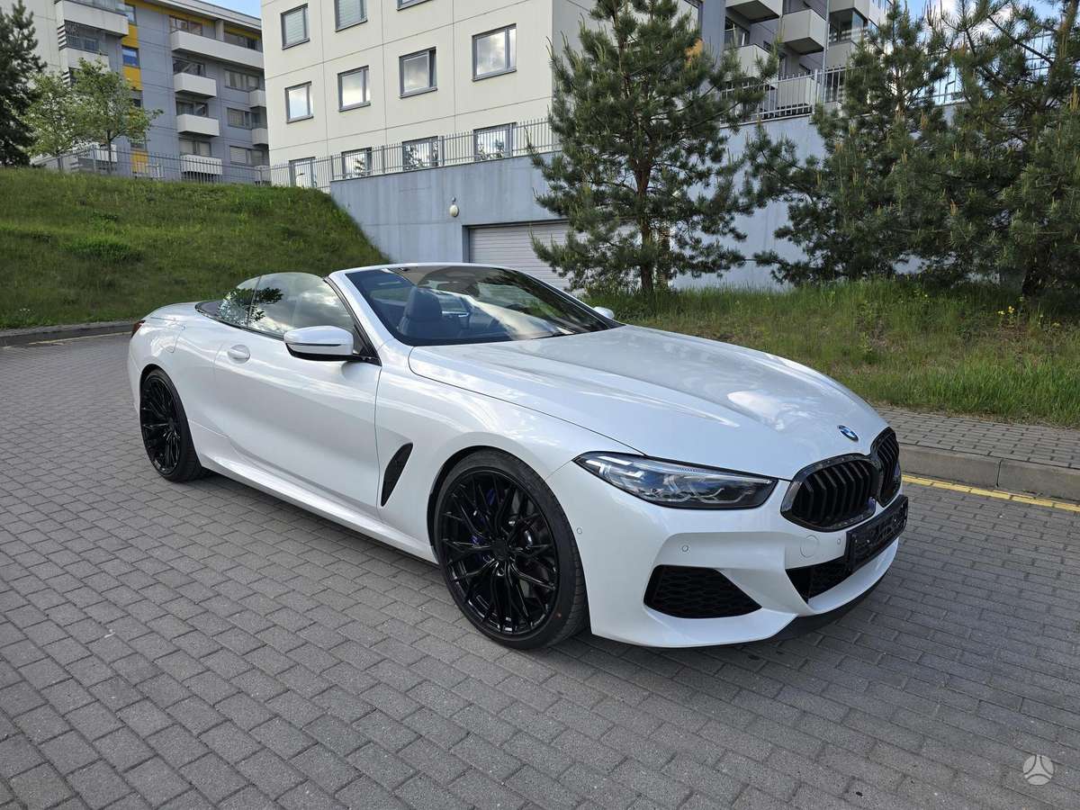 BMW M850, 4.4 l., convertible