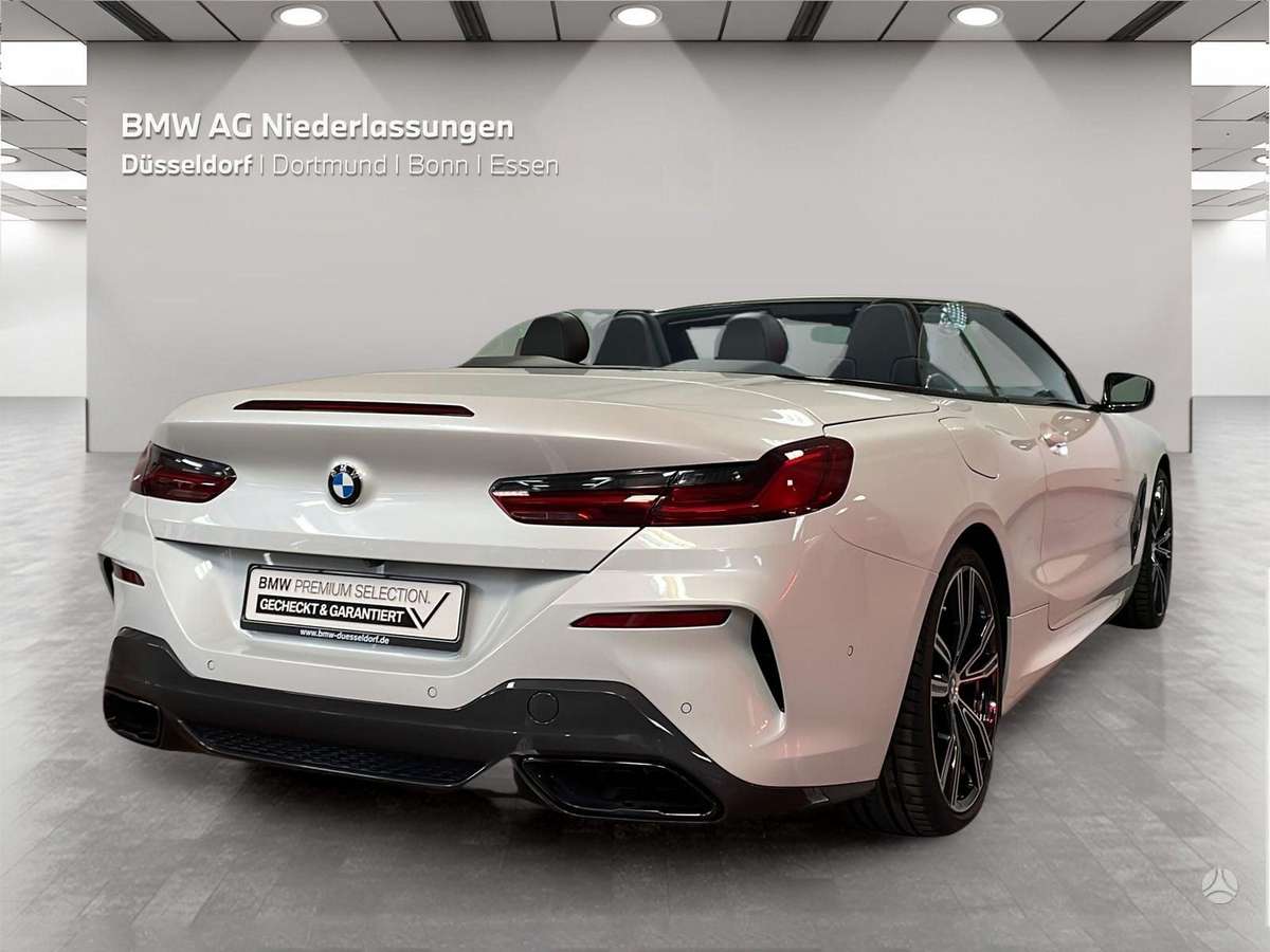 BMW M850, 4.4 l., convertible