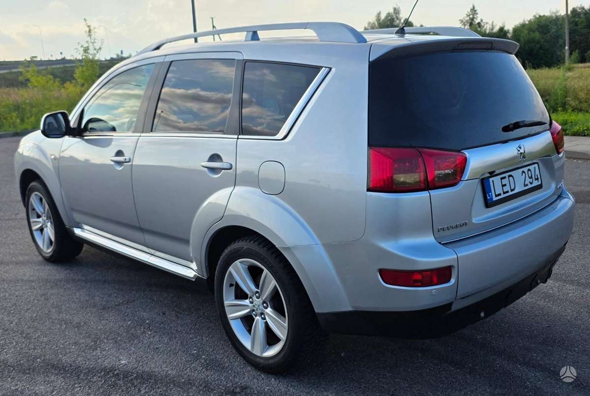 Peugeot 4007 - 4