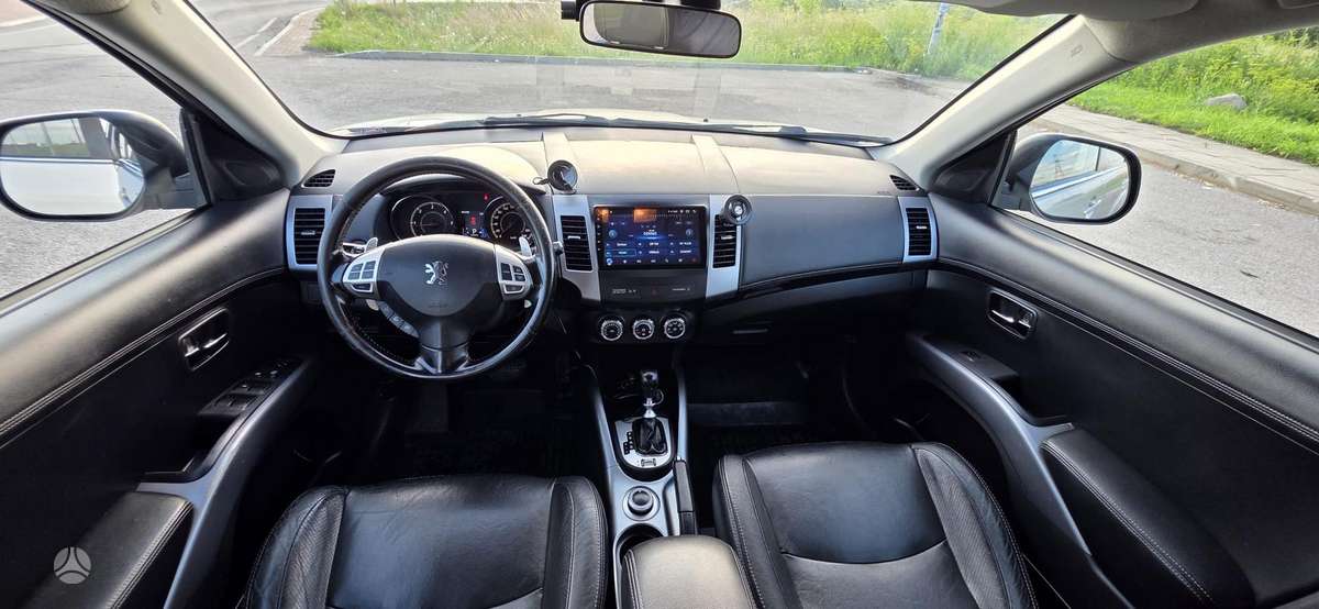 Peugeot 4007 - 6