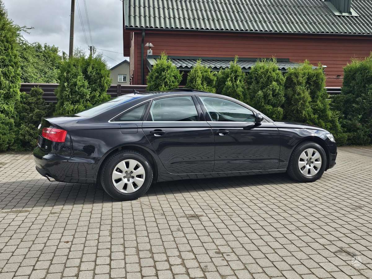 Audi A6, 3.0 l., Седан