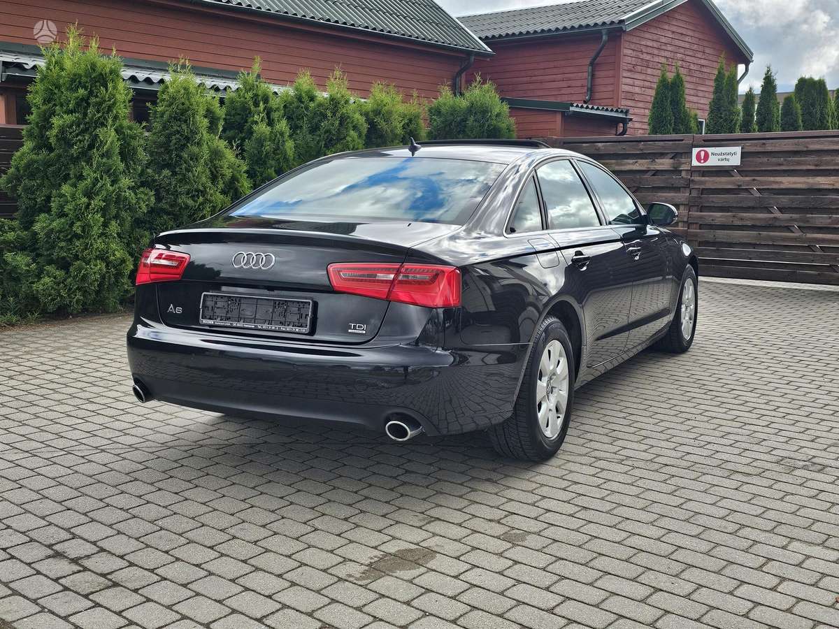 Audi A6, 3.0 l., Седан
