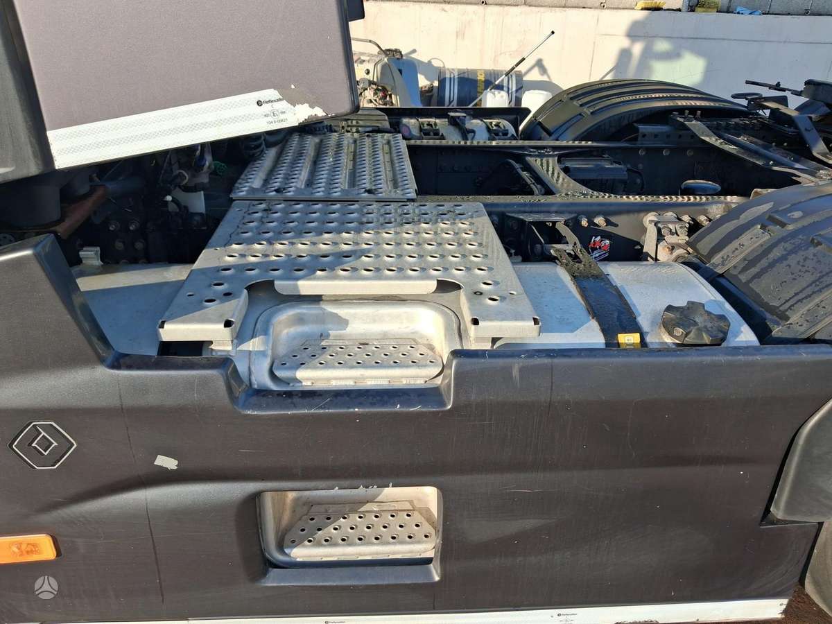 Renault T520, 2 спальных места