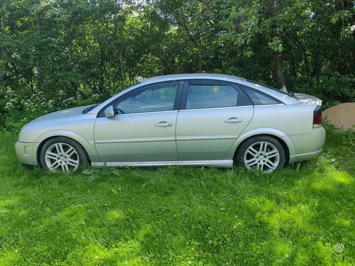 Opel Vectra, 2.2 l., Хэтчбек
