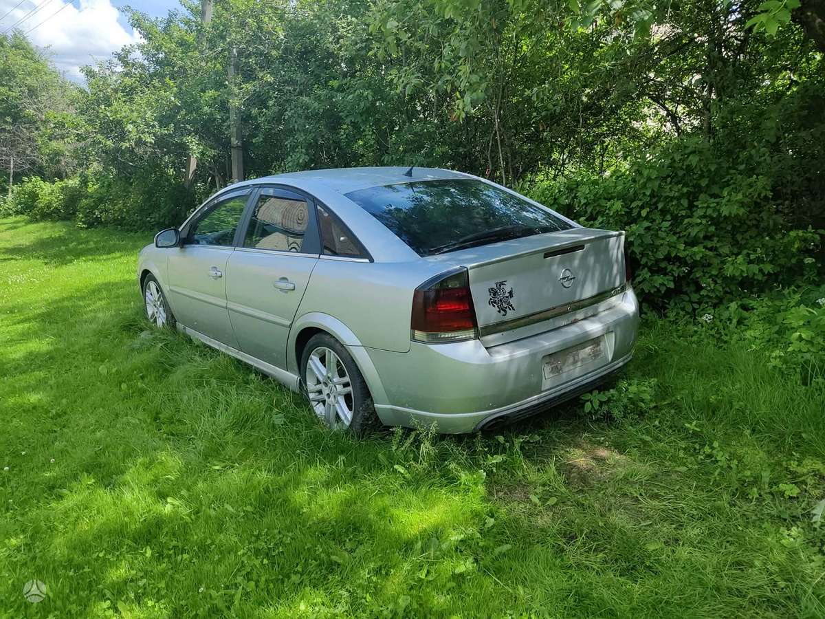 Opel Vectra, 2.2 l., hatchback