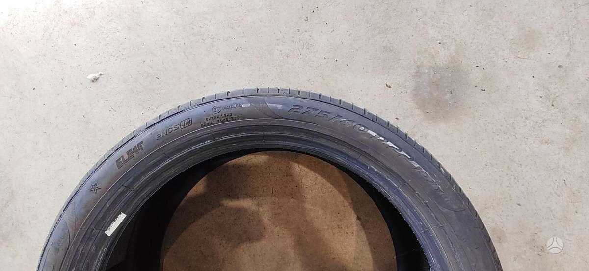 Pirelli P Zero PZ4, summer 275/40 R22