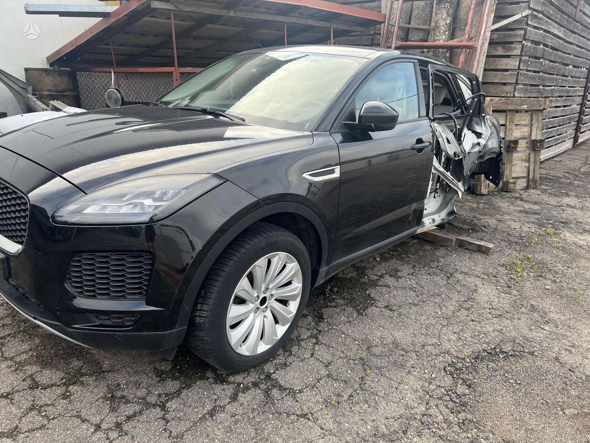 Jaguar E-Pace, 2.0 l., visureigis / krosoveris