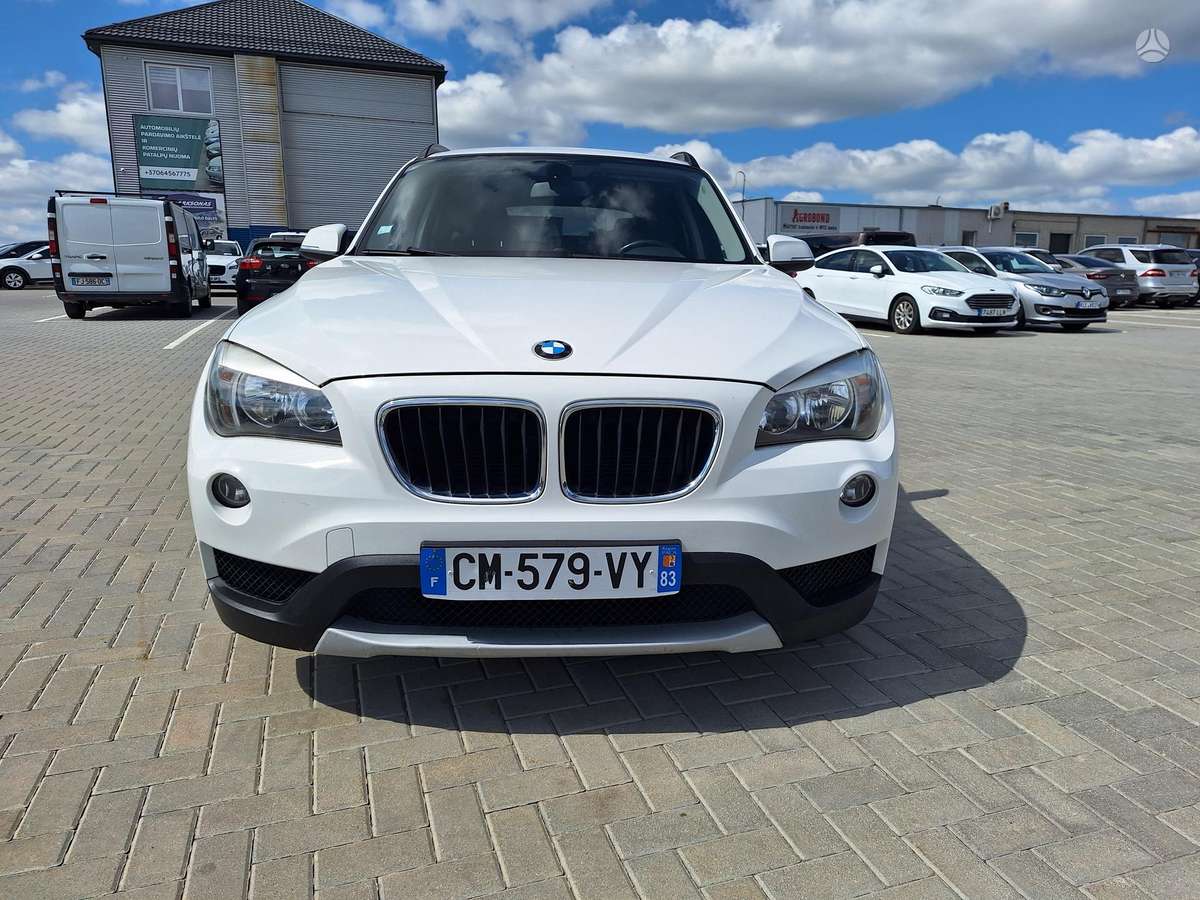 BMW X1, 2.0 l., Внедорожник / Кроссовер