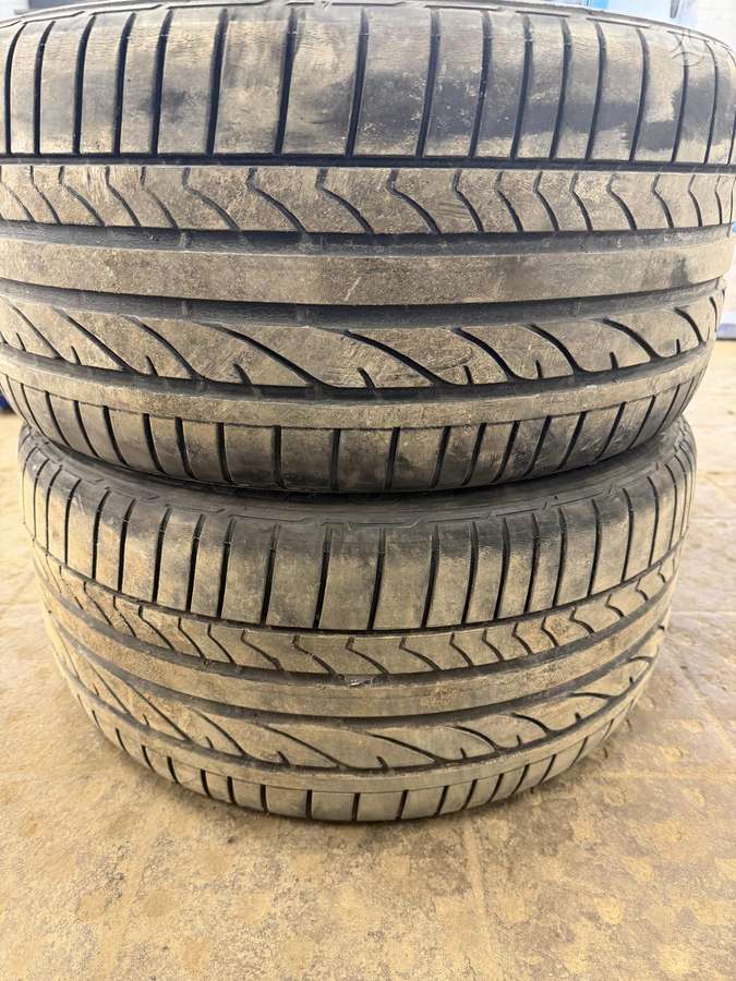 Bridgestone, vasarinės 255/40 R17