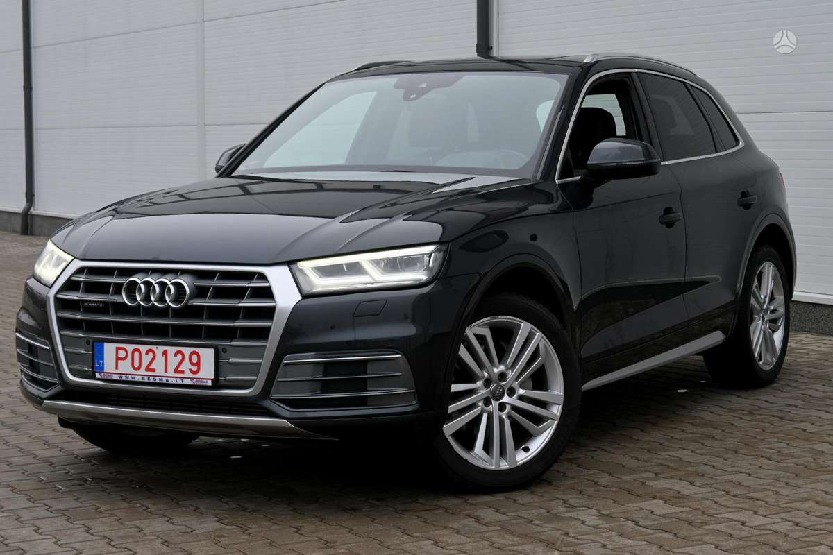 Audi Q5, 2.0 l., off-road / crossover