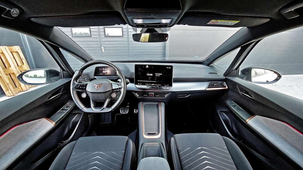 Cupra Born, 63 кВт·ч, Хэтчбек