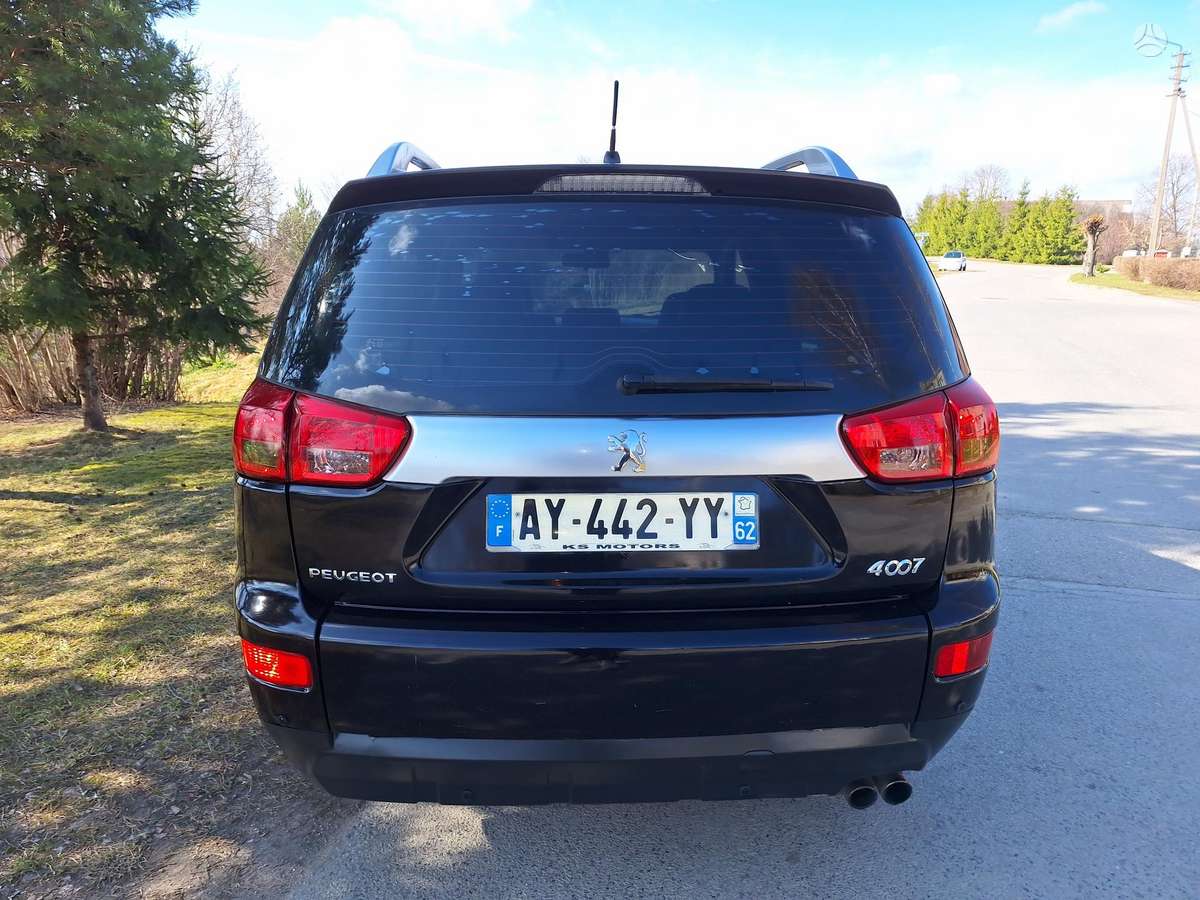 Peugeot 4007 - 3