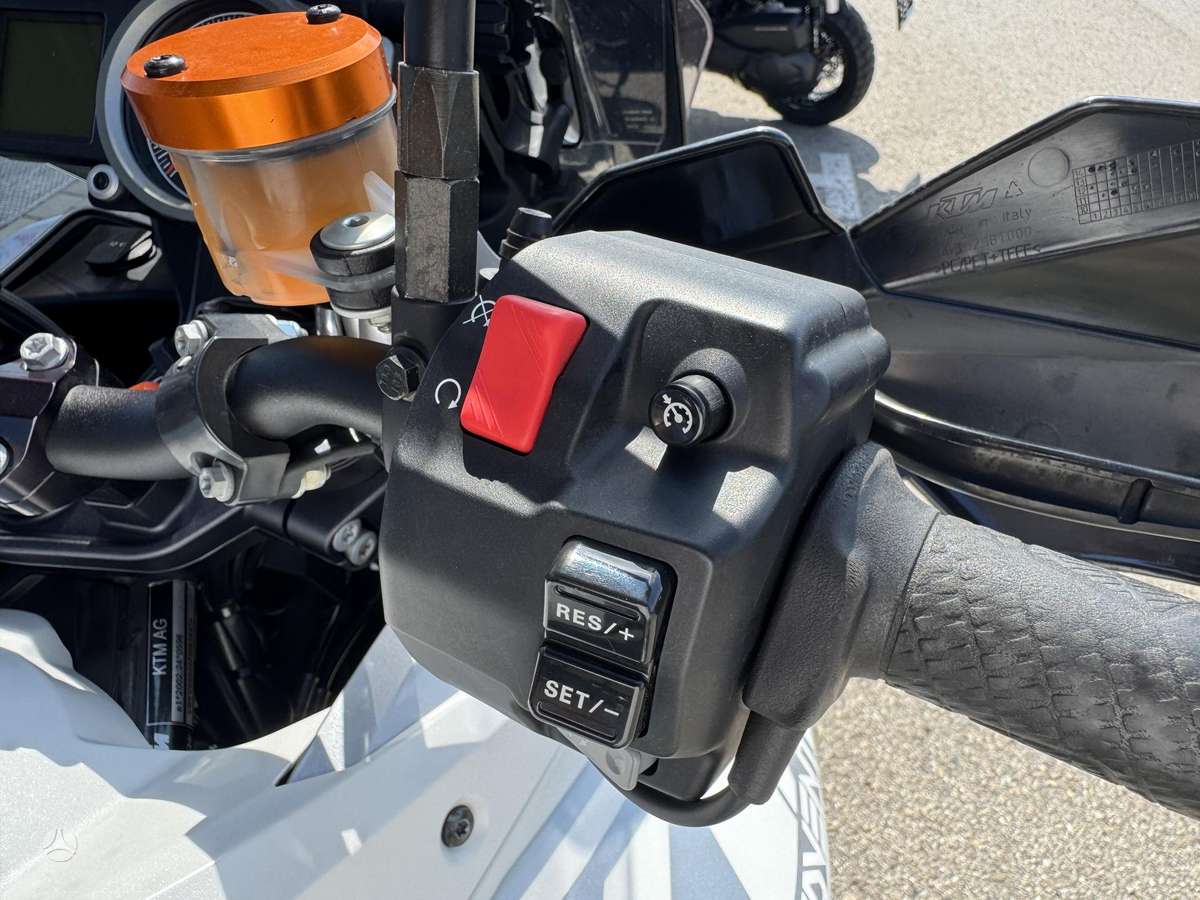 KTM Super Adventure 1300cc, enduro / adventure
