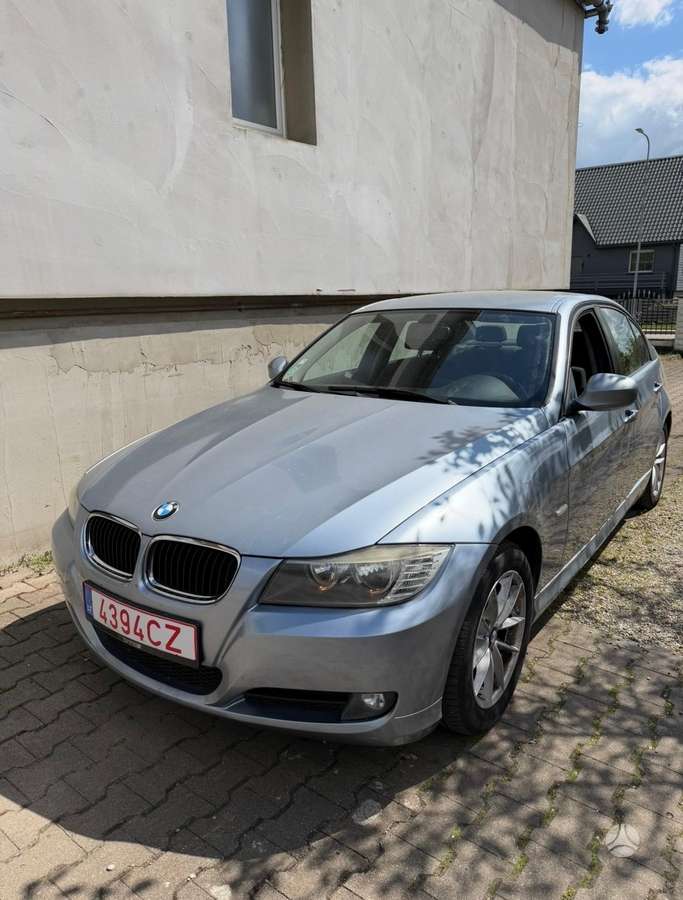 BMW 318, 2.0 l., Седан