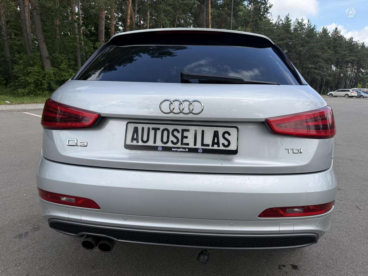 Audi Q3, 2.0 l., hatchback