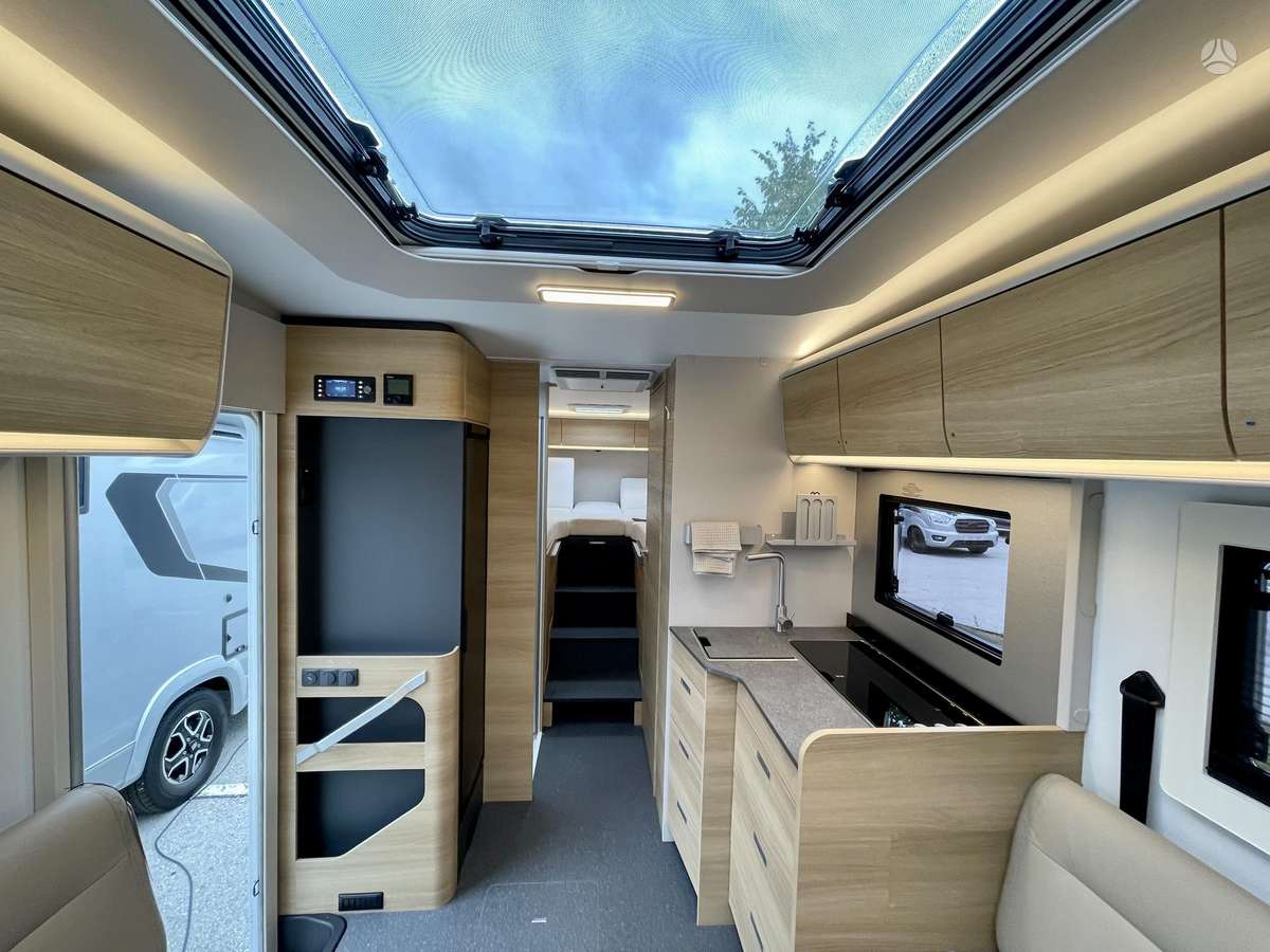 Adria Coral 670 DL, campers