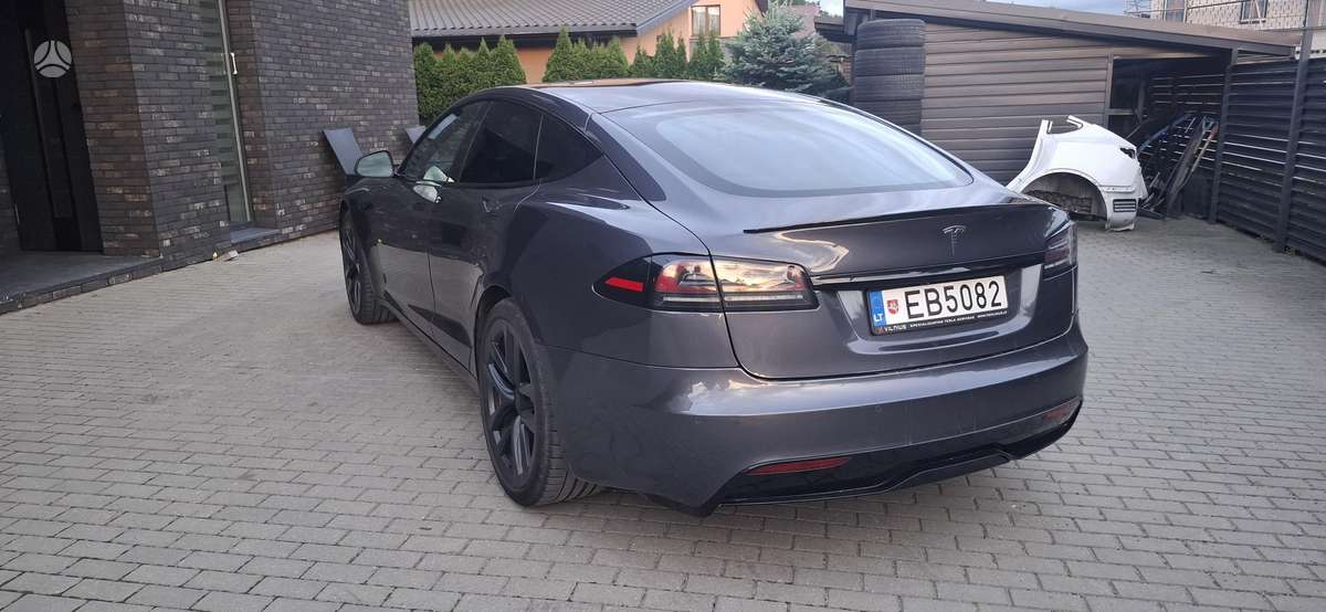 Tesla Model S, 100 kWh, hatchback