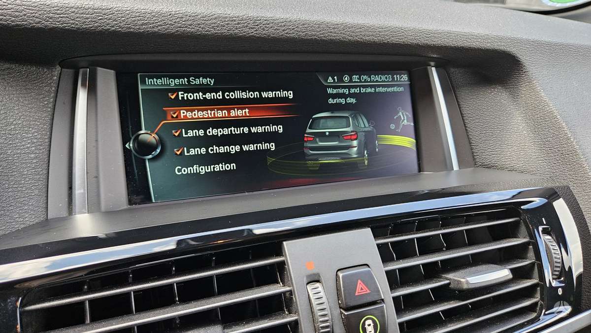 BMW X3, 2.0 l., Внедорожник / Кроссовер