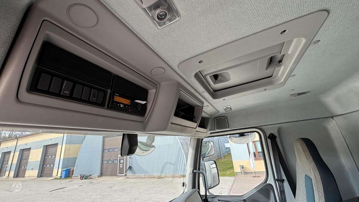 Volvo FE 320, фургоны-боксы