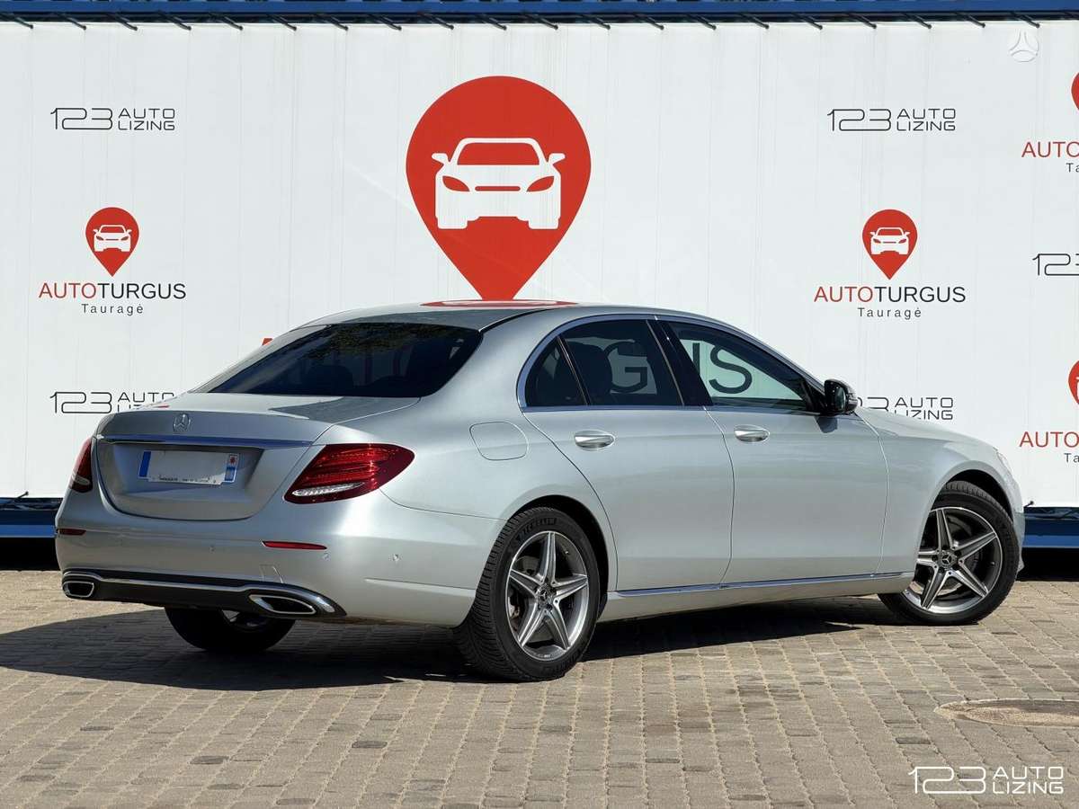 Mercedes-Benz E200, 2.0 l., Седан