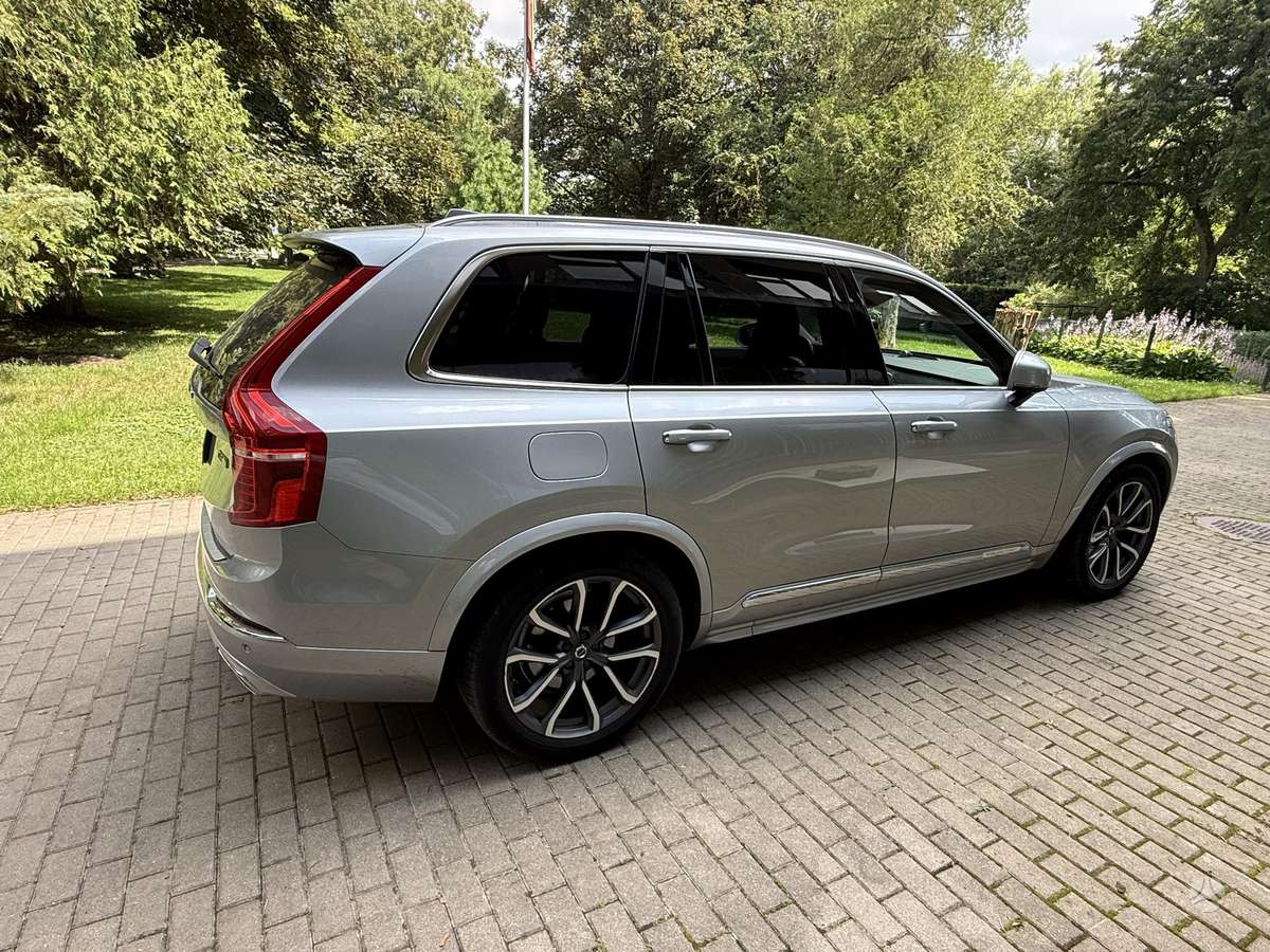 Volvo XC90 - 3