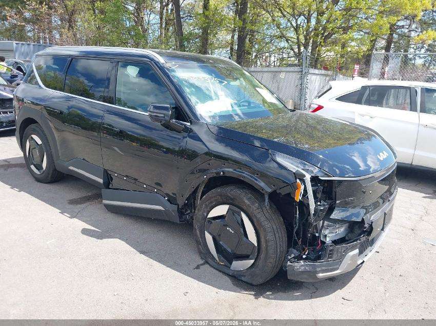 Kia EV9, 100 kWh, off-road / crossover