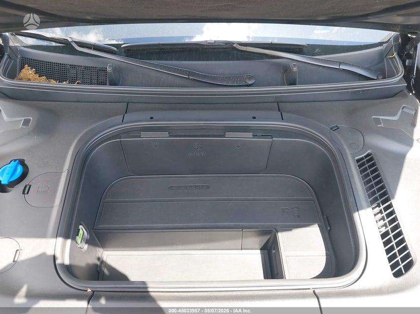 Kia EV9, 100 kWh, off-road / crossover