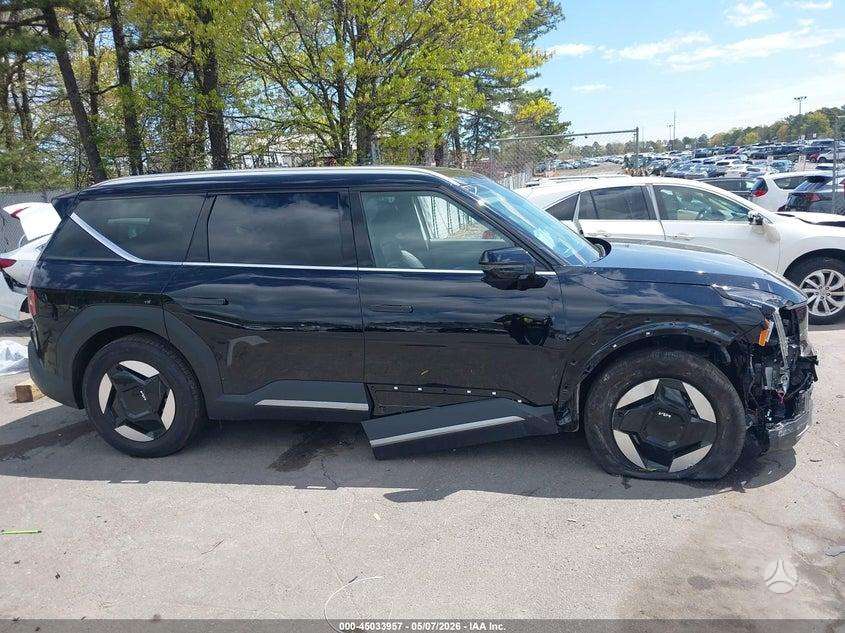 Kia EV9, 100 kWh, off-road / crossover