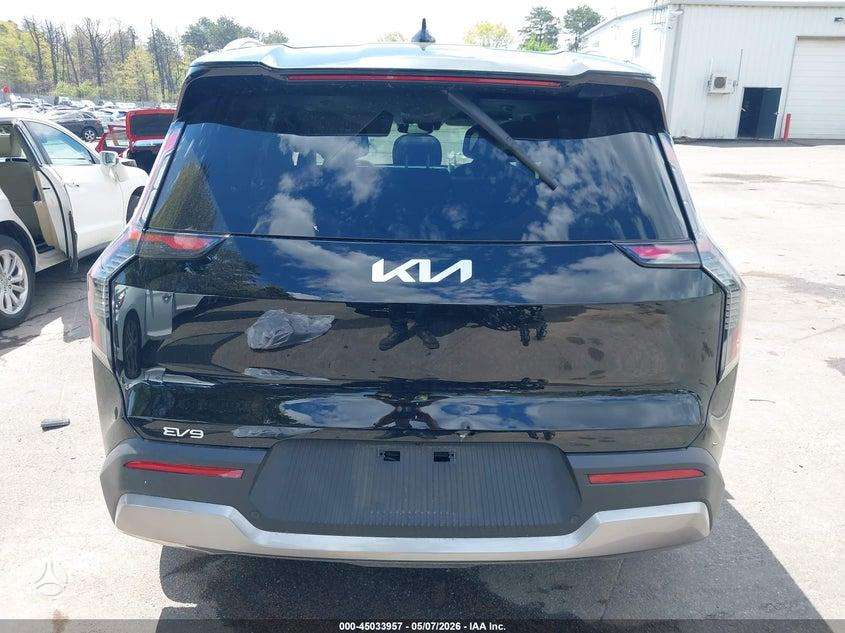 Kia EV9, 100 kWh, off-road / crossover