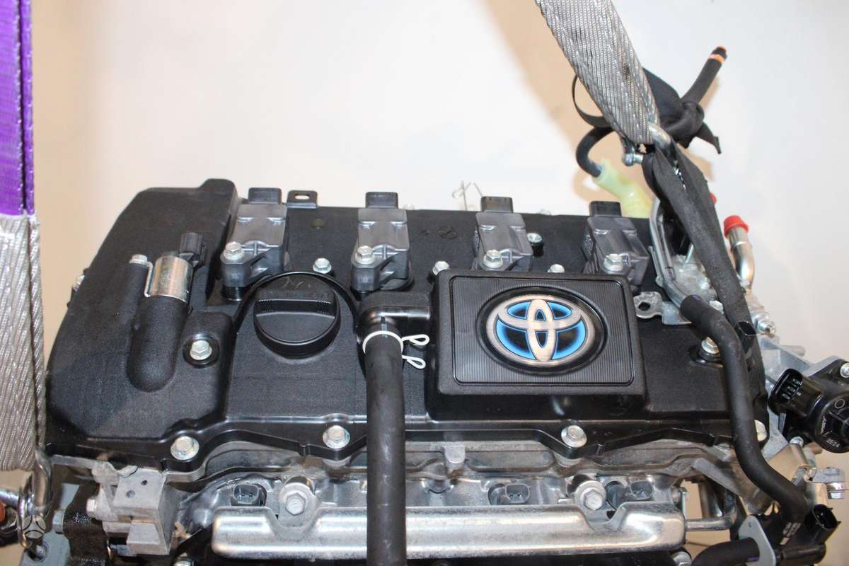 Toyota C-HR, 2ZRFXE, двигатель