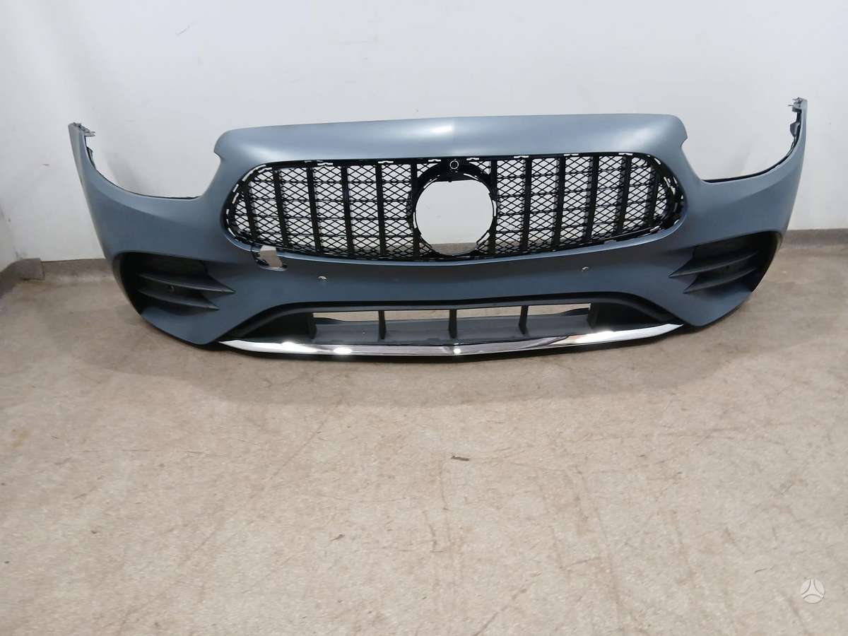 Mercedes-Benz E klasė bumpers, front grill