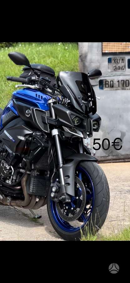 Yamaha MT 10, street / classic
