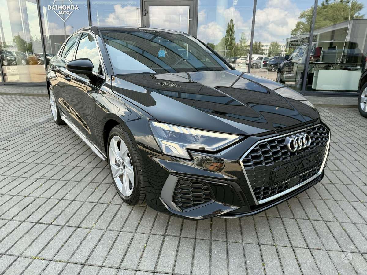 Audi A3, 1.0 l., Седан