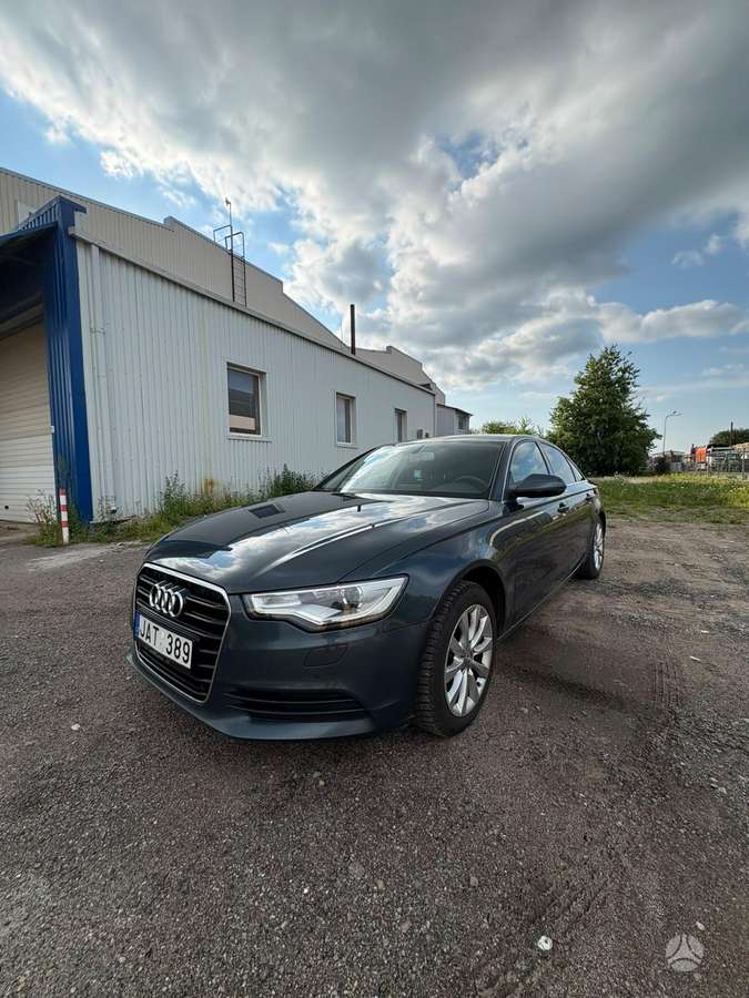 Audi A6, 2.8 l., saloon / sedan