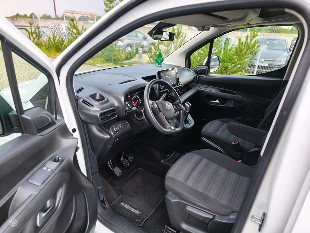 Opel Combo, 1.5 l., Минивэн