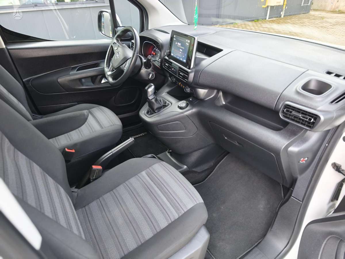 Opel Combo, 1.5 l., Минивэн
