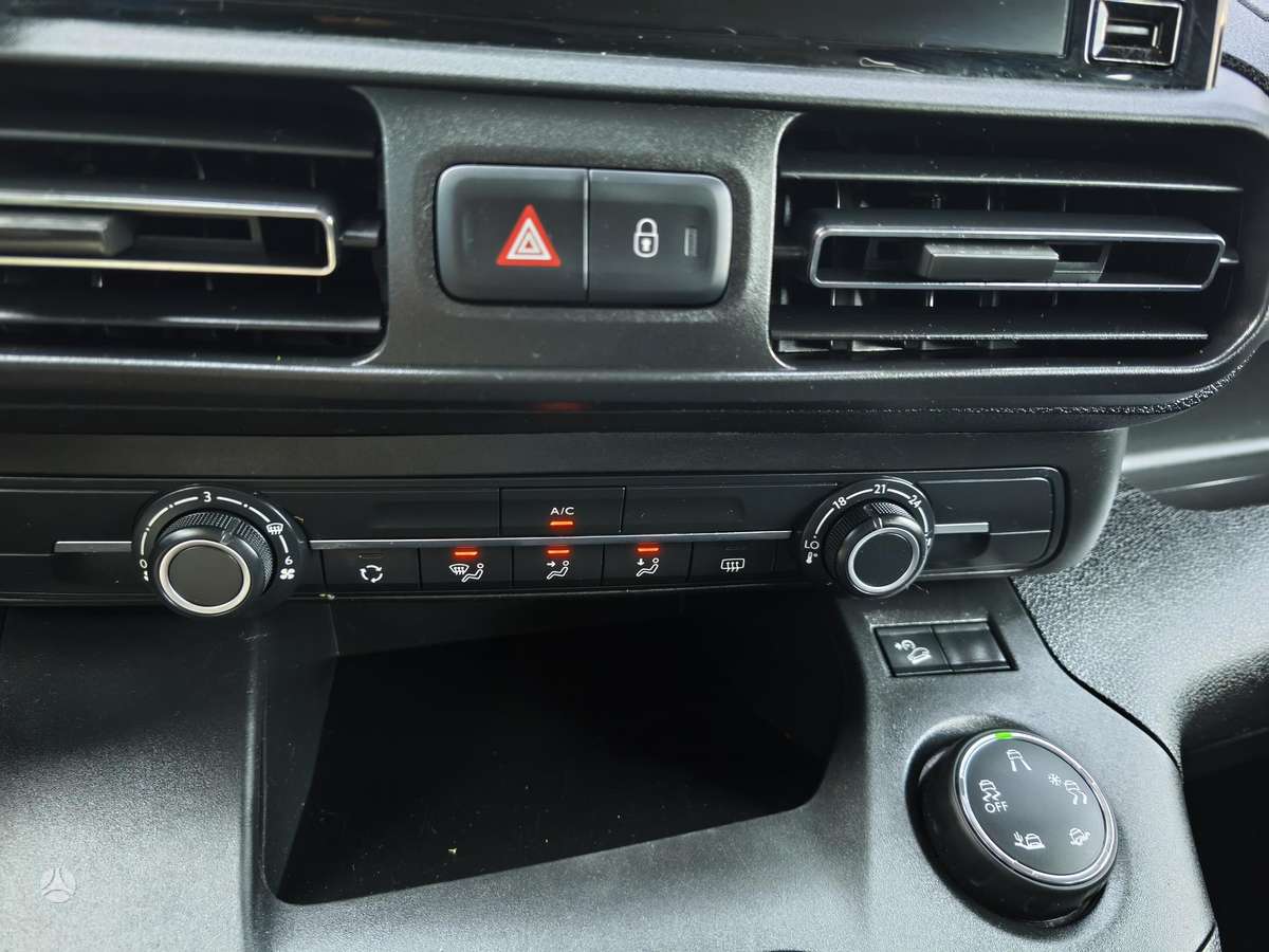 Opel Combo, 1.5 l., Минивэн