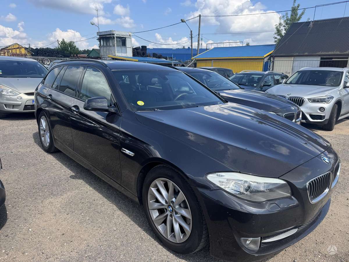 BMW 520, 2.0 l., universalas