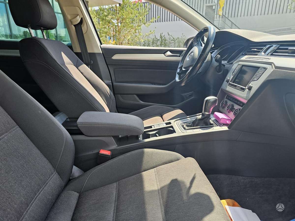 Volkswagen Passat, 2.0 l., Универсал