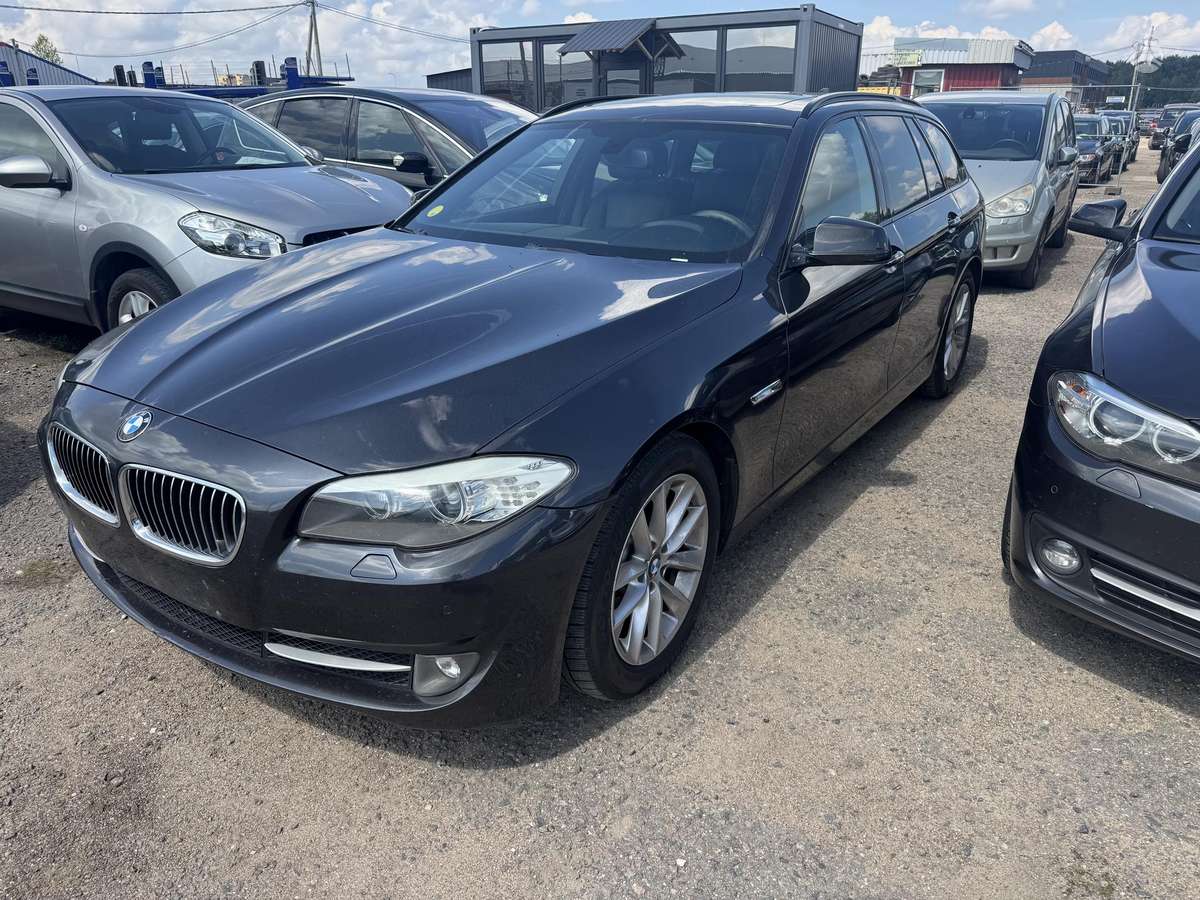 BMW 520, 2.0 l., Универсал