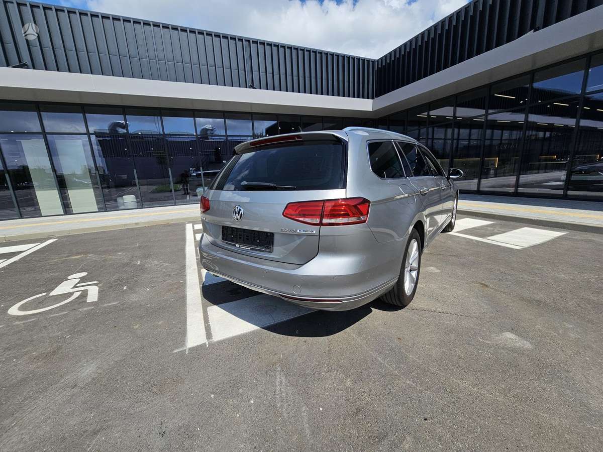 Volkswagen Passat, 2.0 l., Универсал