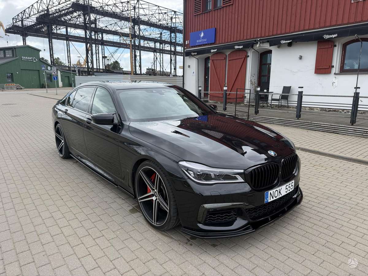 BMW 750, limuzinas
