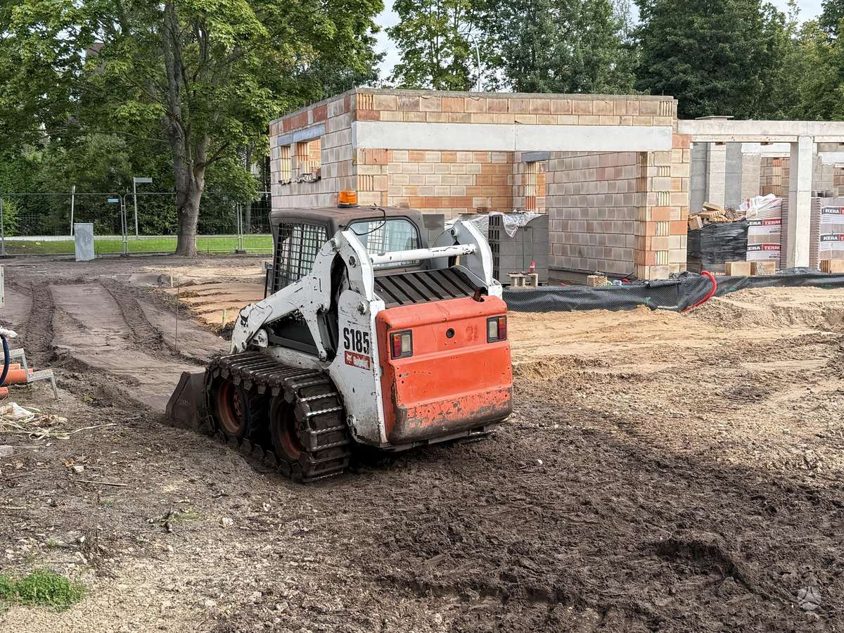 Bobcat S185, mini loaders