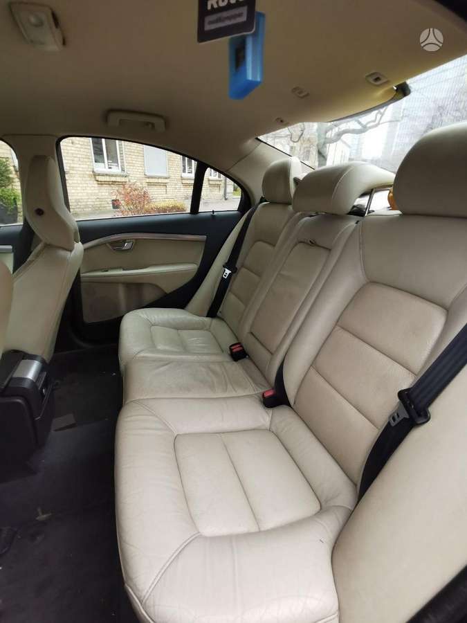 Volvo S80 - 12