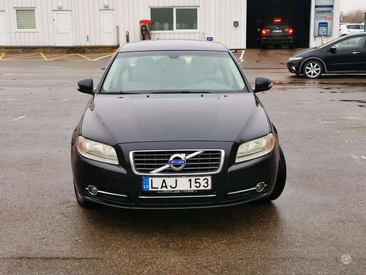 Volvo S80 - 1